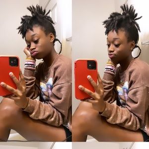 Meet your Posher, Deondria